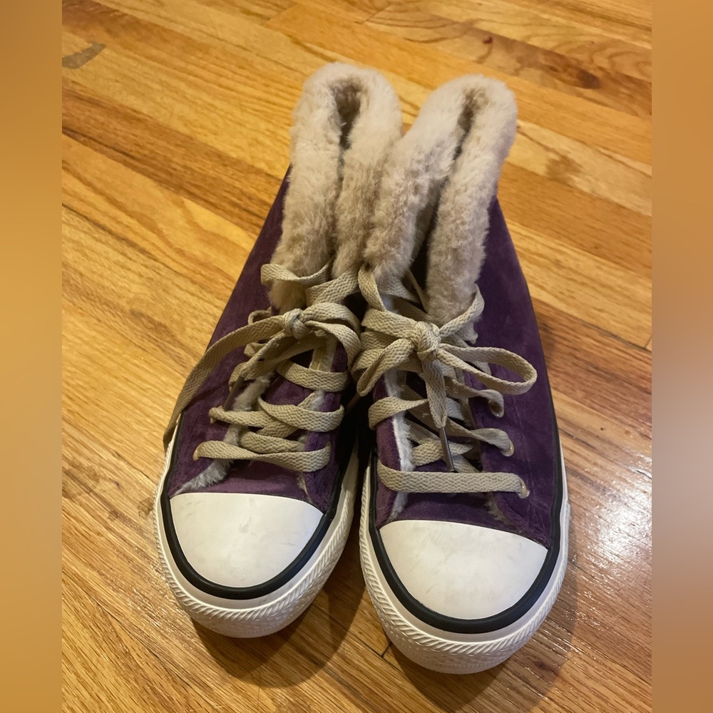 Purple Low Top Sneakers with Fake Fur Lining